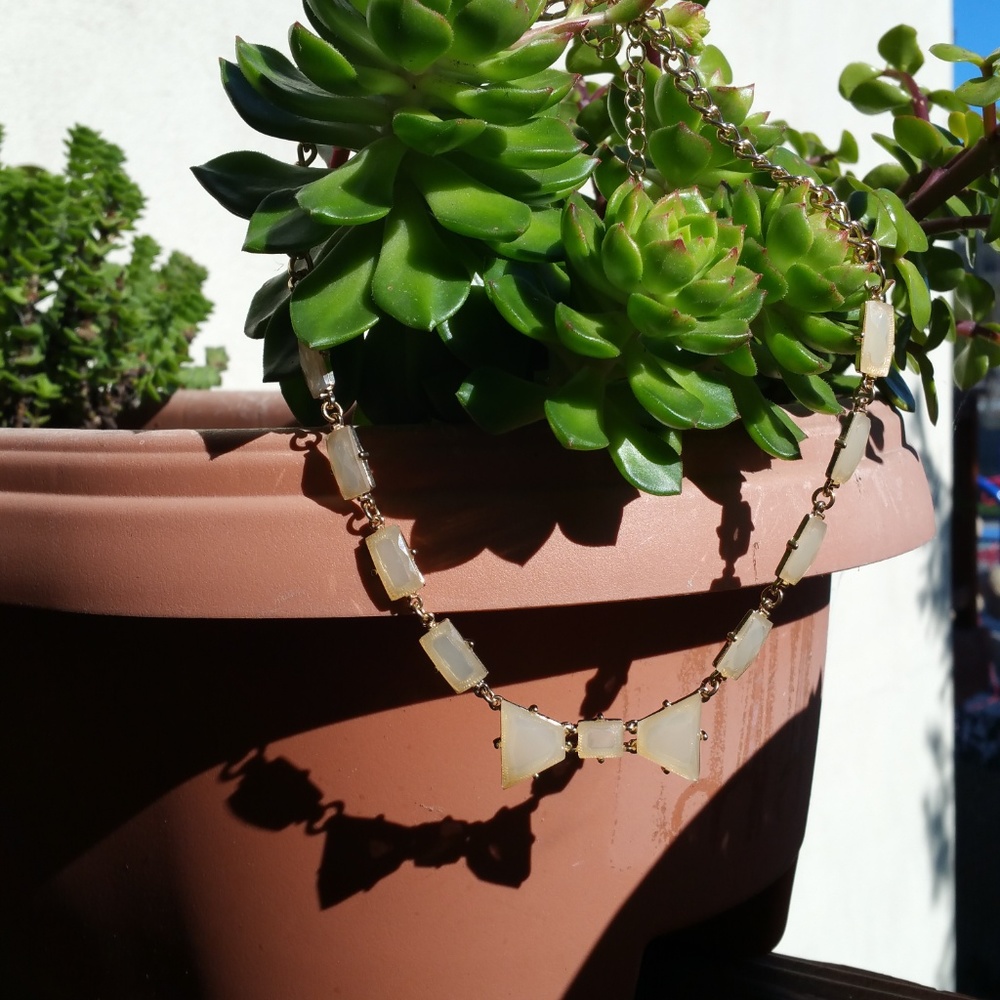 Necklace Bow💼  with peach stones - Picture 3 of 6